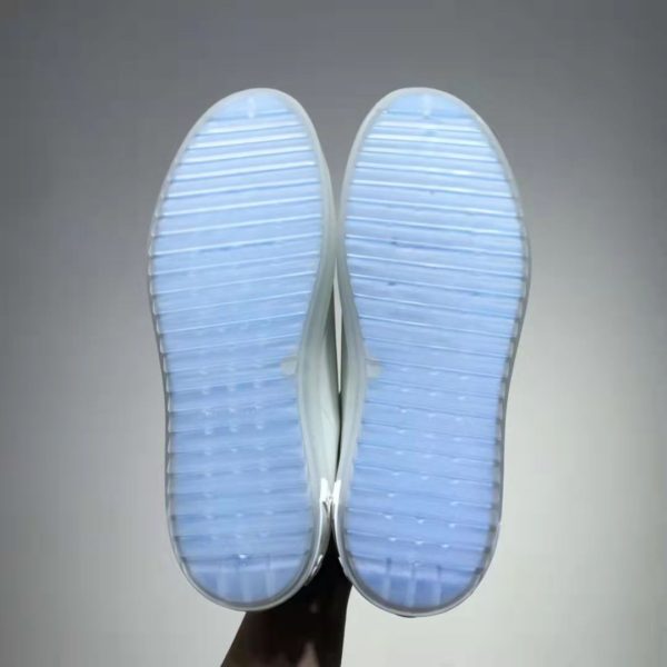 Louis Vuitton LV Unisex Time Out Sneaker Calf Leather Patent Monogram Canvas-Blue (7)