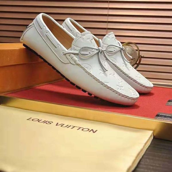 Louis Vuitton Men Arizona Moccasin Monogram-Embossed Grained Calf Leather-White (8)