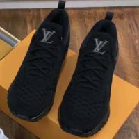 Louis Vuitton Unisex V.N.R (Vuitton New Runner) Sneaker Technical Knit-Black