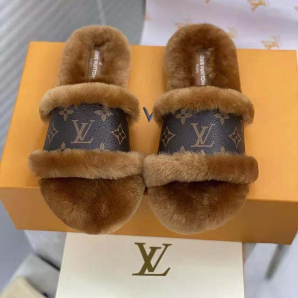 Louis Vuitton Women Lock It Flat Mule Mink Fur Patent Monogram Canvas (8)