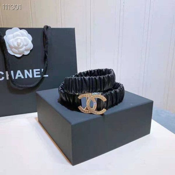 Chanel Women Calfskin Gold-Tone Metal Glass Pearls & Strass Black Belt (8)