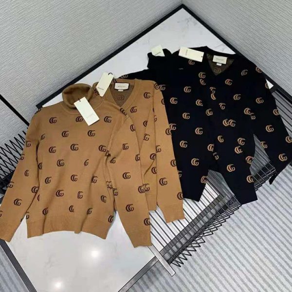 Gucci Men Double G Jacquard Wool V-Neck Sweater Camel and Brown (1)