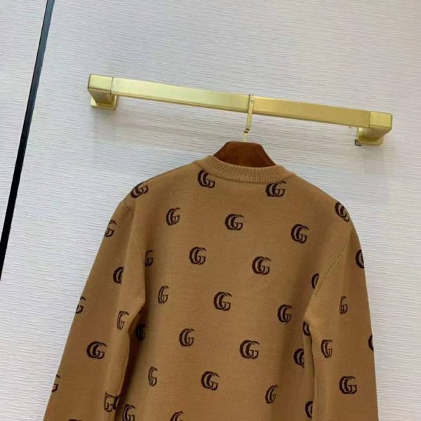 Gucci Men Double G Jacquard Wool V-Neck Sweater Camel and Brown (9)