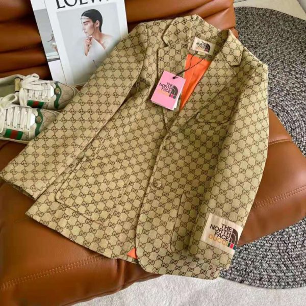 Gucci Men GG Canvas Jacket CamelEbony GG Cotton Canvas Full Canvas Construction (2)