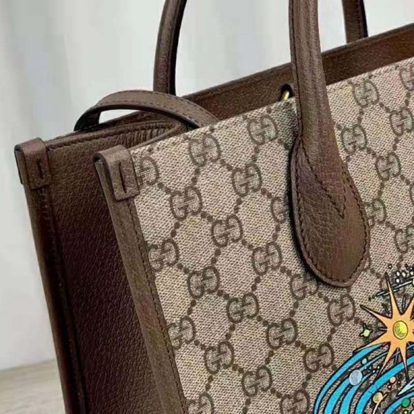 Gucci Unisex Disney x Gucci Donald Duck Tote Bag Beige GG Supreme Canvas (4)