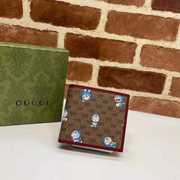 Gucci Unisex Doraemon x Gucci Bi-Fold Wallet BeigeEbony Mini GG Supreme Canvas (2)