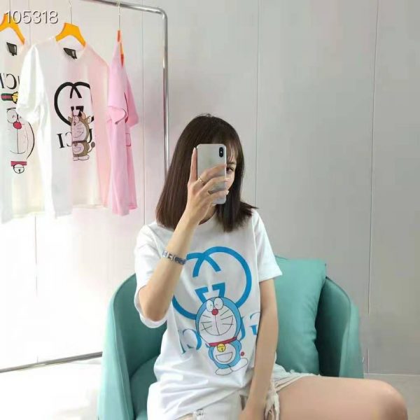 Gucci Women Doraemon x Gucci Oversize T-Shirt Ivory Cotton Jersey Crewneck-Blue (11)