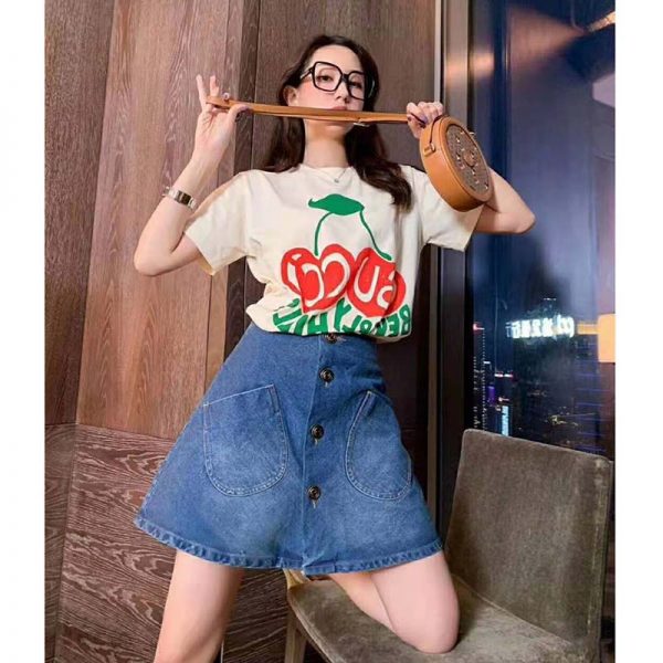 Gucci Women Gucci Beverly Hills Cherry Print T-Shirt Cotton Jersey Crewneck Short Sleeves (5)