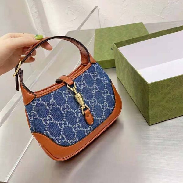 Gucci Women Jackie 1961 Mini Shoulder Bag Washed Organic GG Jacquard Denim (11)