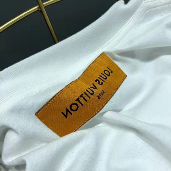 Louis Vuitton Men Front Printed Pastel Monogram T-Shirt Cotton White Regular Fit (11)