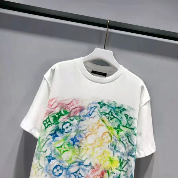 Louis Vuitton Men Front Printed Pastel Monogram T-Shirt Cotton White Regular Fit (7)