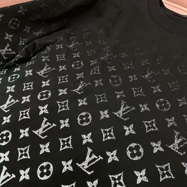 Louis Vuitton Men LVSE Monogram Gradient T-Shirt Cotton Regular Fit Black and White (10)