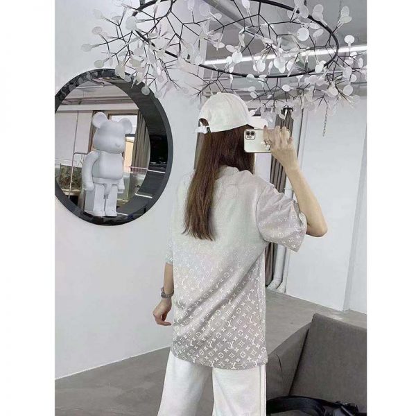 Louis Vuitton Women Monogram Gradient T-Shirt Cotton Grey (5)