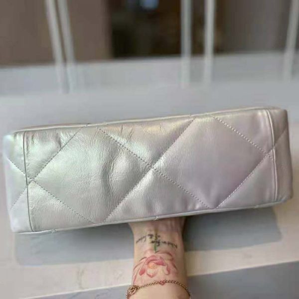 Chanel Women 19 Large Flap Bag Iridescent Calfskin Gold Silver-Tone & Ruthenium-Finish Metal White (7)