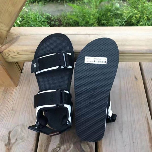 Louis Vuitton LV Women Arcade Flat Sandal Monogram Flowers LV Initials Black (10)