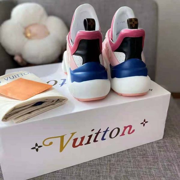 Louis Vuitton Women LV Archlight Sneaker Mix of Materials LV Circle Monogram Canvas (8)