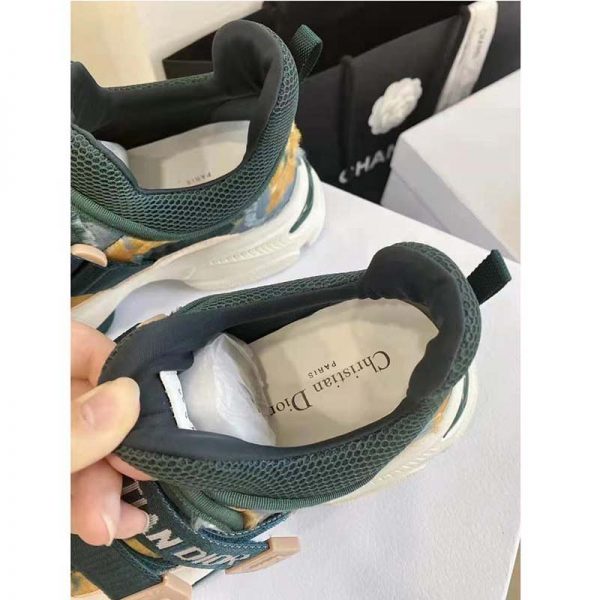 Dior Women D-Wander Sneaker Uber Cypress Green Camouflage Tie & Dior Technical Fabric (4)