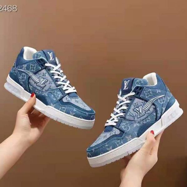 Louis Vuitton Unisex LV Trainer Sneaker Blue Monogram Denim Flowers Rubber LV Initials (10)