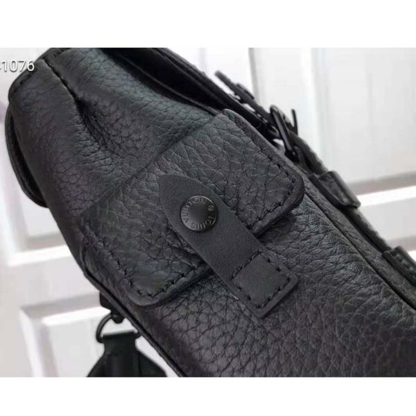 Louis Vuitton LV Unisex Christopher XS Black Taurillon Leather Cowhide Leather (7)
