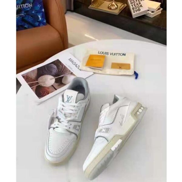 Louis Vuitton LV Unisex LV Trainer Sneaker White Grained Calf Leather Rubber Outsole (7)