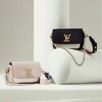 Louis Vuitton LV Women Lockme Tender Rosewater Greige Grained Calf Leather (12)