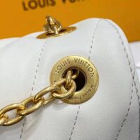 Louis Vuitton LV Women New Wave Chain Bag Handbag  White Smooth Cowhide Leather