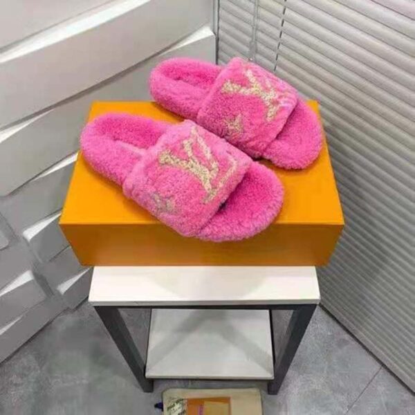 Louis Vuitton LV Women Paseo Flat Comfort Mule Pink Shearling LV Initials Monogram Flowers (5)