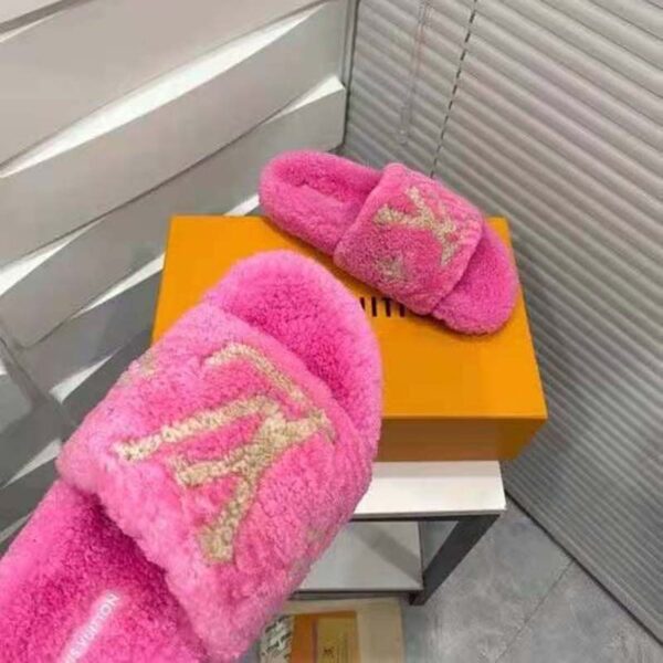 Louis Vuitton LV Women Paseo Flat Comfort Mule Pink Shearling LV Initials Monogram Flowers (6)