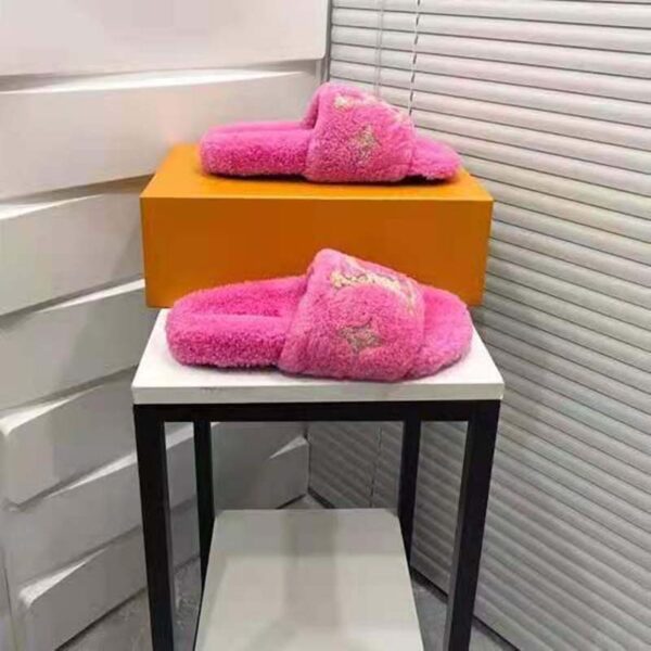 Louis Vuitton LV Women Paseo Flat Comfort Mule Pink Shearling LV Initials Monogram Flowers (8)