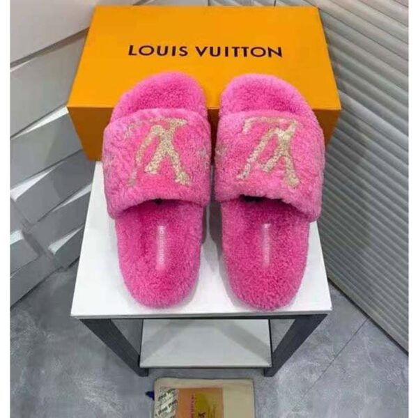 Louis Vuitton LV Women Paseo Flat Comfort Mule Pink Shearling LV Initials Monogram Flowers (9)