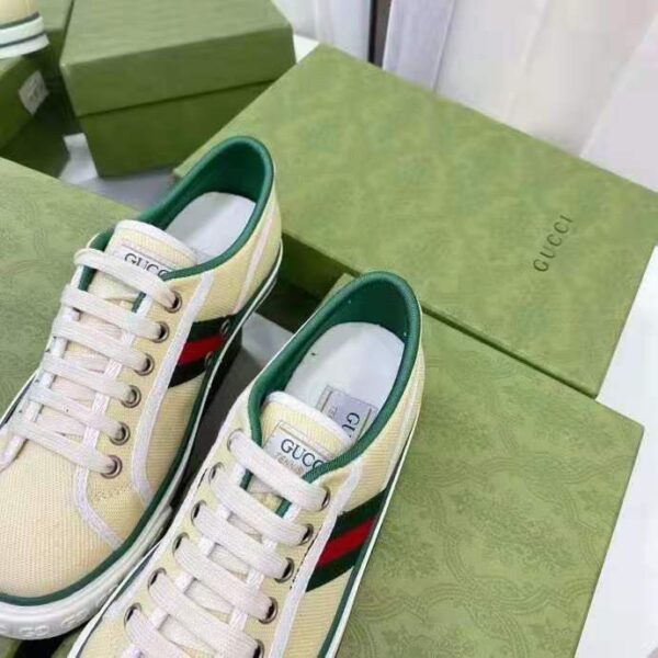 Gucci GG Unisex Gucci Tennis 1977 Sneaker Butter cotton Green and Red Web (8)