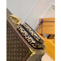 Louis Vuitton LV Women Multi Pochette Accessoires Black Embossed Supple Grained Cowhide Leather