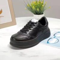 Gucci GG Unisex Gucci Jive Sneaker Black GG Embossed Leather Smooth Leather
