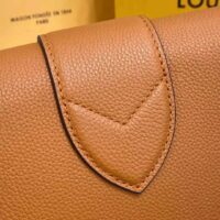 Louis Vuitton LV Women LV Pont 9 Soft MM Sienne Dorée Mocaccino Grained Calfskin Smooth Cowhide