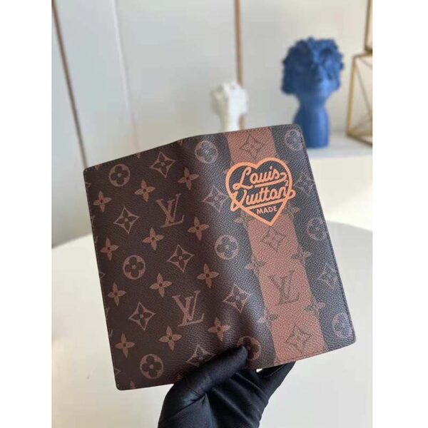 Louis Vuitton LV Unisex Brazza Wallet Monogram Stripes Brown Canvas (4)