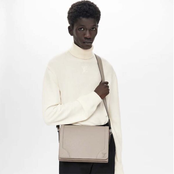 Louis Vuitton LV Unisex New Flap Messenger Beige Taiga Cowhide Leather (2)
