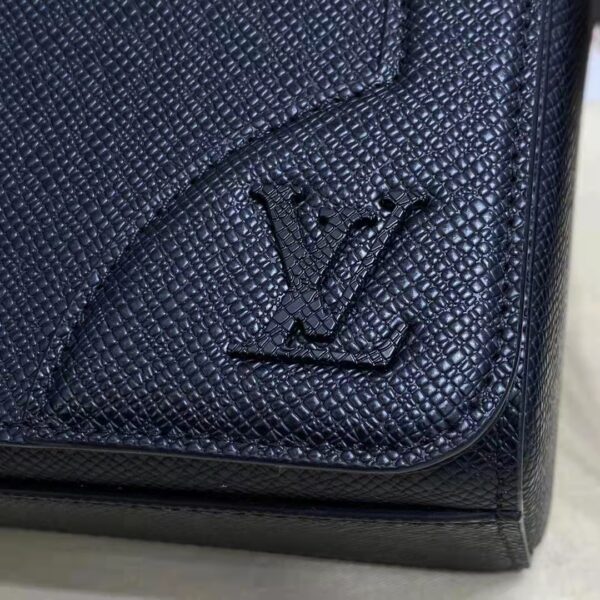 Louis Vuitton LV Unisex New Flap Messenger Black Taiga Cowhide Leather (10)