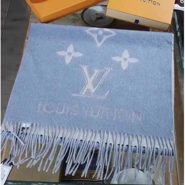 Louis Vuitton LV Unisex Studdy Reykjavik Scarf Denim Blue Allover Monogram Jacquard Weave (2)