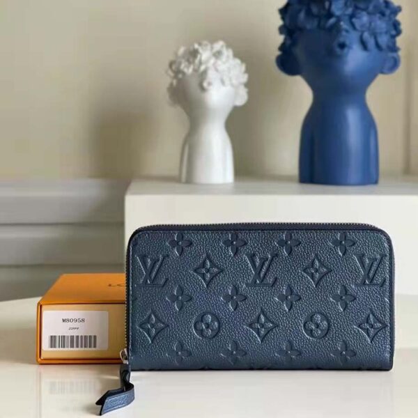 Louis Vuitton LV Unisex Zippy Wallet Navy Nacre Embossed Grained Cowhide Leather (1)