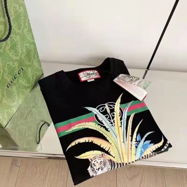 Gucci GG Men Gucci Tiger Flower T-shirt Black Cotton Jersey Crewneck (9)