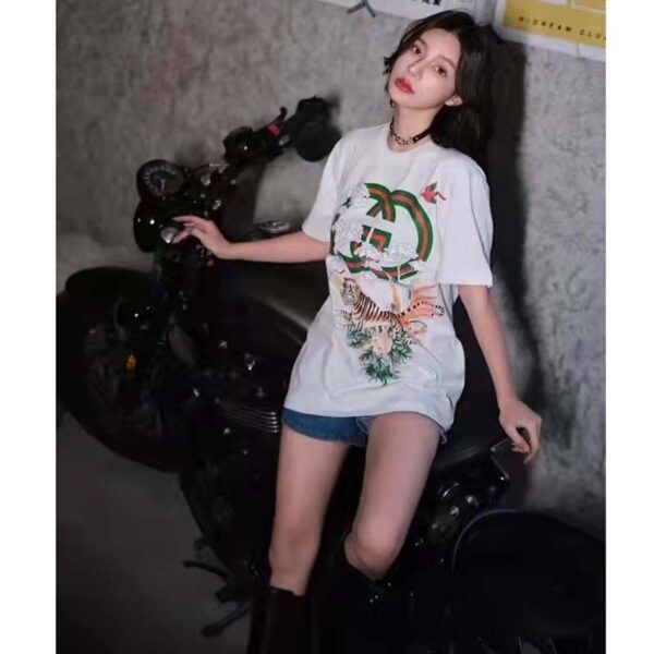 Gucci Women GG Tiger Interlocking G T-Shirt White Cotton Jersey Flower Crewneck Oversize Fit (8)