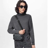 Louis Vuitton LV Unisex Horizon Clutch Black Monogram Eclipse Coated Canvas Textile Cowhide (11)