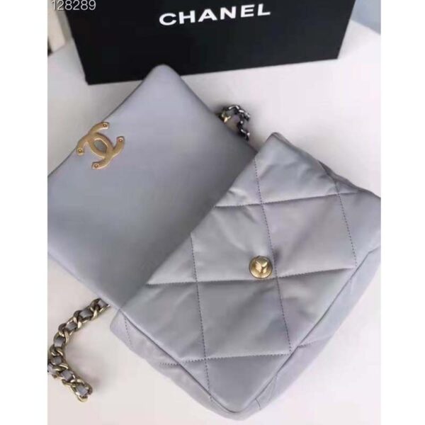 Chanel Women 19 Large Flap Bag Iridescent Calfskin Gold Silver-Tone Metal Grey (7)