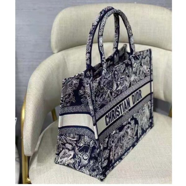 Dior Women Medium Book Tote Blue Toile De Jouy Reverse Embroidery (12)