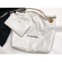 Chanel Women 22 Large Handbag Calfskin Gold-Tone Lacquered Metal White (5)