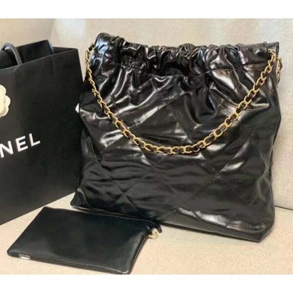 Chanel Women 22 Large Handbag Shiny Calfskin Gold-Tone Metal Black (4)