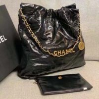 Chanel Women 22 Large Handbag Shiny Calfskin Gold-Tone Metal Black (10)