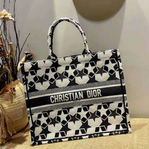 Dior Women Large Dior Book Tote Blue and White Dior Etoile Embroidery (3)