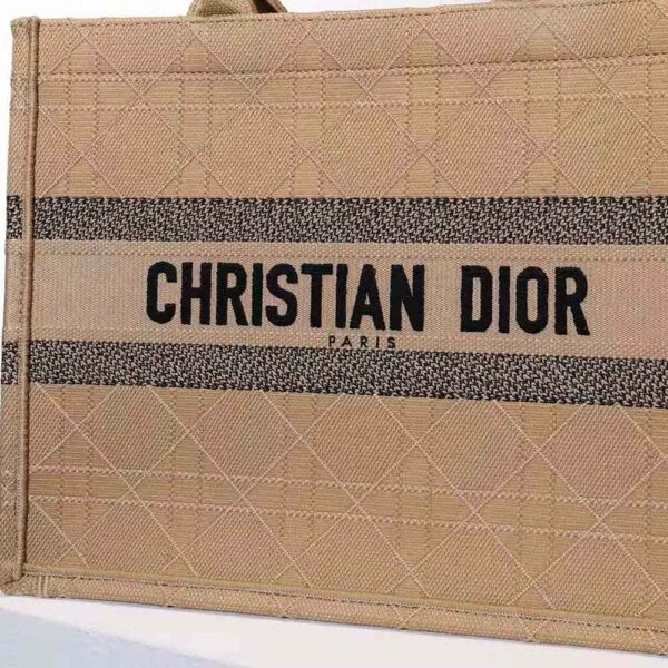 Dior Women Medium Dior Book Tote Natural Cannage Raffia (7)