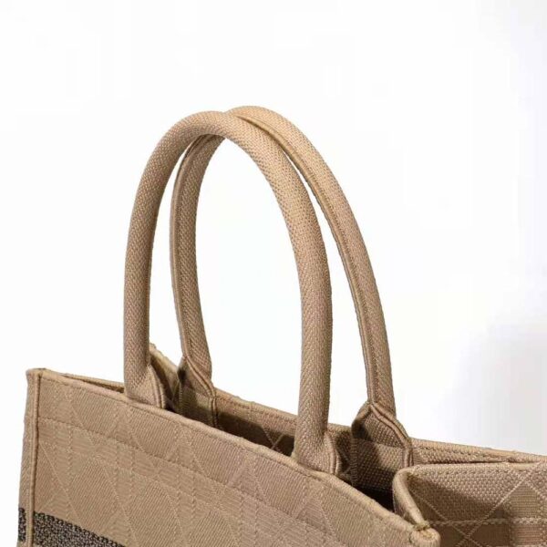 Dior Women Medium Dior Book Tote Natural Cannage Raffia (8)